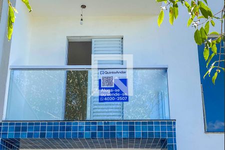 Casa de condomínio à venda com 200m², 4 quartos e 3 vagasPLaca Instalada na Fachada