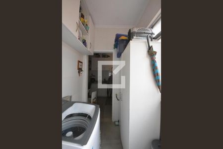 Apartamento à venda com 72m², 3 quartos e 1 vagaÁrea de Serviço