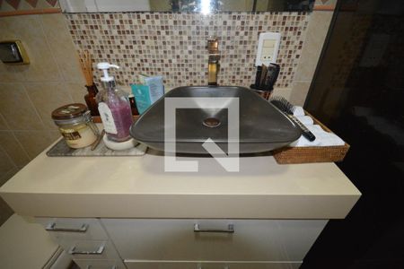 Apartamento à venda com 72m², 3 quartos e 1 vagaBanheiro Social