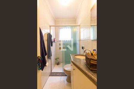 Casa à venda com 227m², 3 quartos e 2 vagasBanheiro