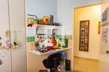 Casa à venda com 227m², 3 quartos e 2 vagasQuarto 1