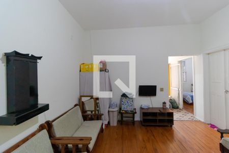 Casa à venda com 160m², 4 quartos e sem vagaSalas