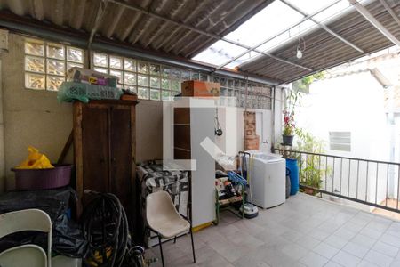 Casa à venda com 160m², 4 quartos e sem vagaVaranda