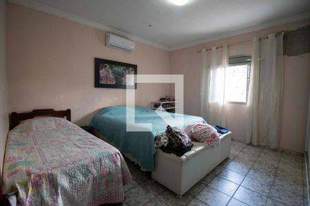 Casa para alugar com 220m², 3 quartos e 4 vagasSuíte 2