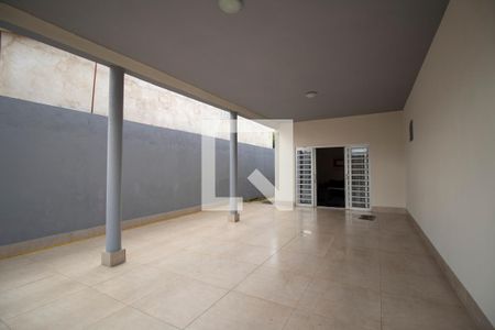 Casa para alugar com 220m², 3 quartos e 4 vagasGaragem