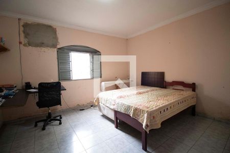 Casa para alugar com 220m², 3 quartos e 4 vagasSuíte 3