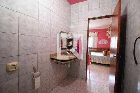 Casa para alugar com 220m², 3 quartos e 4 vagasBanheiro da suíte 1