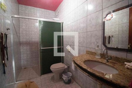 Casa para alugar com 220m², 3 quartos e 4 vagasBanheiro da suíte 1