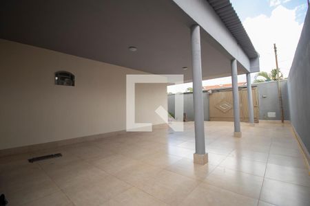 Casa para alugar com 220m², 3 quartos e 4 vagasGaragem