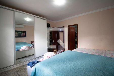 Casa para alugar com 220m², 3 quartos e 4 vagasSuíte 2