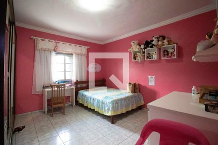 Suíte 1 de casa para alugar com 3 quartos, 220m² em Jardim Mariliza, Goiânia