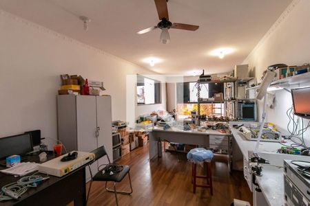 Casa à venda com 580m², 5 quartos e sem vagaQuarto de Serviço