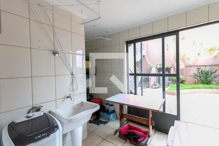 Casa à venda com 580m², 5 quartos e sem vagaÁrea de Serviço