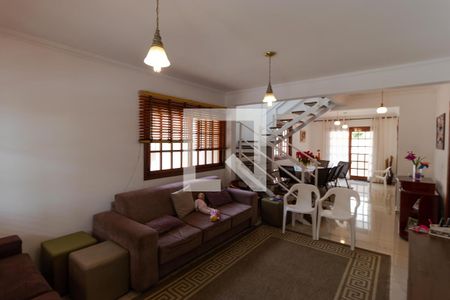 Salas de casa para alugar com 3 quartos, 180m² em Nova Campinas, Campinas