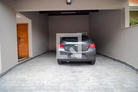 Garagem de casa para alugar com 3 quartos, 180m² em Nova Campinas, Campinas