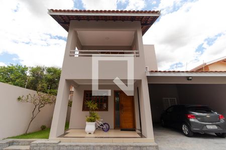 Fachada de casa para alugar com 3 quartos, 180m² em Nova Campinas, Campinas