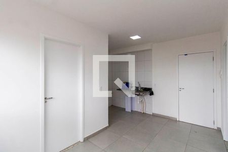 Sala e Cozinha Integrada de apartamento para alugar com 2 quartos, 34m² em Vila Pierina, São Paulo