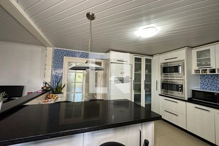 Casa à venda com 140m², 3 quartos e 2 vagasCozinha