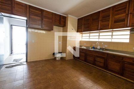 Cozinha de casa à venda com 3 quartos, 260m² em Jardim das Vertentes, São Paulo