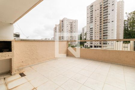 Quintal de casa à venda com 3 quartos, 260m² em Jardim das Vertentes, São Paulo