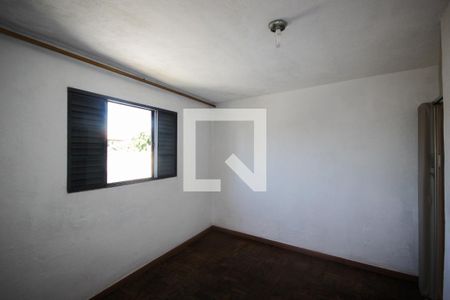 Quarto 2 de casa para alugar com 2 quartos, 80m² em Jardim Maria Estela, São Paulo