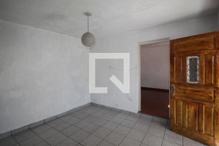 Sala de casa para alugar com 2 quartos, 80m² em Jardim Maria Estela, São Paulo