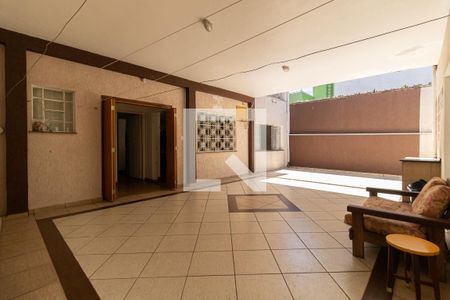 Casa à venda com 300m², 5 quartos e 5 vagasQuintal