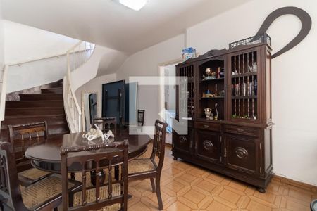 Casa à venda com 300m², 5 quartos e 5 vagasSala 1 da casa 2