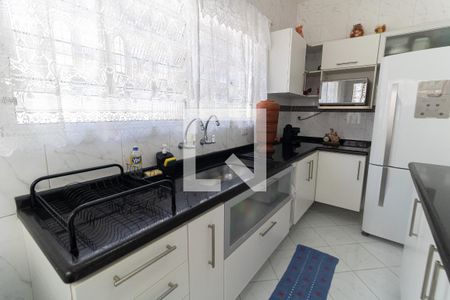 Casa à venda com 300m², 5 quartos e 5 vagasCozinha da Casa 1