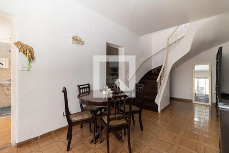 Casa à venda com 300m², 5 quartos e 5 vagasSala 1 da casa 2