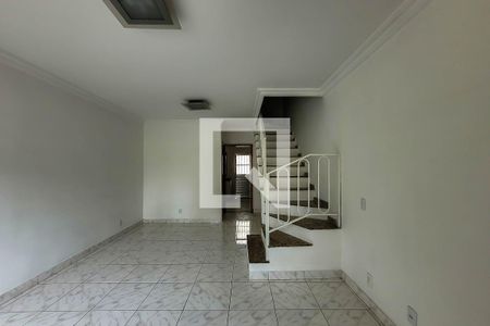 Sala de casa à venda com 2 quartos, 150m² em Vila Vermelha, São Paulo