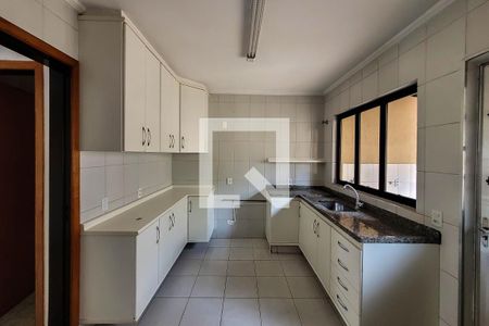 Casa à venda com 150m², 2 quartos e 2 vagasCozinha