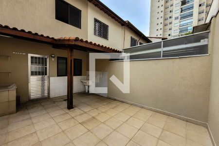 Casa à venda com 150m², 2 quartos e 2 vagasÁrea de Serviço/Quintal