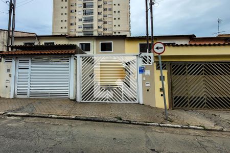 Casa à venda com 150m², 2 quartos e 2 vagasFachada