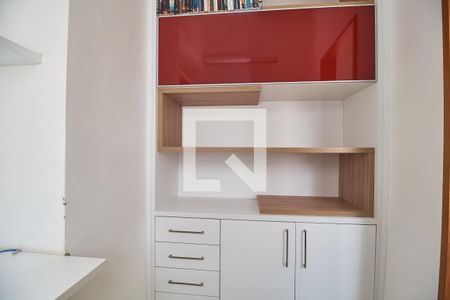 Apartamento à venda com 80m², 2 quartos e 1 vagaQuarto Revertido