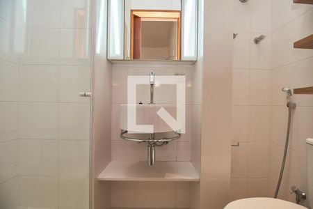 Apartamento à venda com 80m², 2 quartos e 1 vagaBanheiro Suíte