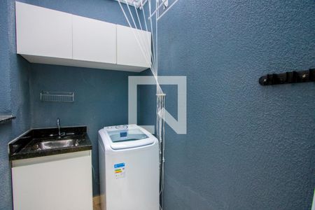 Apartamento à venda com 52m², 2 quartos e 1 vaga Apartamento à venda com 52m², 2 quartos e 1 vagaÁrea de serviço
