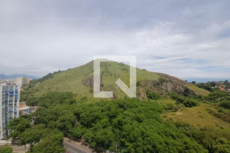 Vista do Quarto 1 de apartamento para alugar com 2 quartos, 63m² em Engenhoca, Niterói