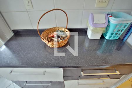 Apartamento para alugar com 90m², 2 quartos e 1 vagaÁrea e Serviço 