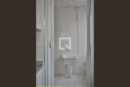 Apartamento para alugar com 90m², 2 quartos e 1 vagaÁrea e Serviço desde a Cozinha