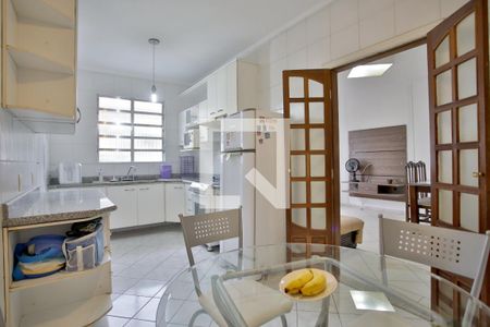 Apartamento para alugar com 90m², 2 quartos e 1 vagaCozinha