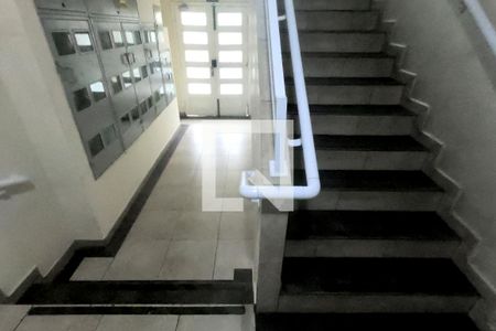 Apartamento para alugar com 90m², 2 quartos e 1 vagaÁrea Comum - Escadas de Acesso ao Apartamento