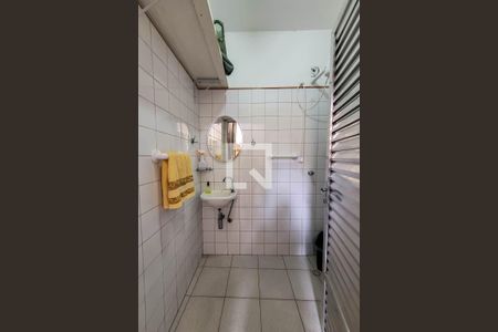 Casa à venda com 270m², 3 quartos e 5 vagas Casa à venda com 270m², 3 quartos e 5 vagasBanheiro de serviço