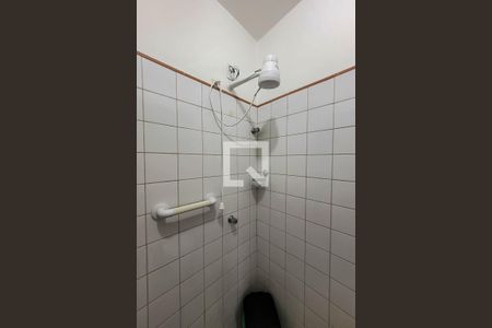 Casa à venda com 270m², 3 quartos e 5 vagas Casa à venda com 270m², 3 quartos e 5 vagasBanheiro de serviço