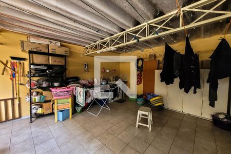 Casa à venda com 270m², 3 quartos e 5 vagas Casa à venda com 270m², 3 quartos e 5 vagasÁrea de Serviço