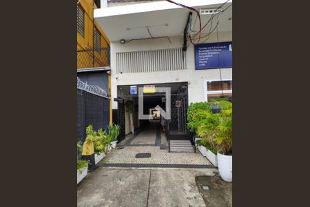 Apartamento para alugar com 90m², 3 quartos e sem vaga Apartamento para alugar com 90m², 3 quartos e sem vagaFachada