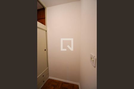 Apartamento para alugar com 90m², 3 quartos e sem vaga Apartamento para alugar com 90m², 3 quartos e sem vagaQuarto de Serviço
