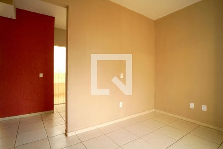 Sala de casa de condomínio para alugar com 2 quartos, 74m² em Jardim Abatiá, Sorocaba