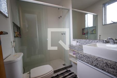 Apartamento à venda com 200m², 4 quartos e 3 vagas Apartamento à venda com 200m², 4 quartos e 3 vagasBanheiro da Suíte 3