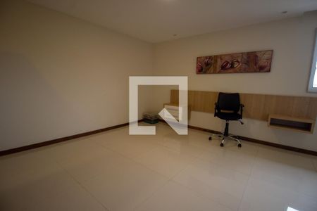 Apartamento à venda com 200m², 4 quartos e 3 vagas Apartamento à venda com 200m², 4 quartos e 3 vagasSuíte 4